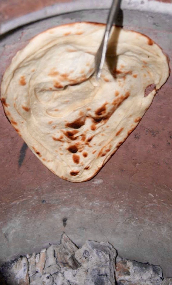 601563_10151724560286746_339165633_n